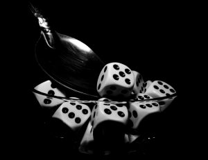 dice, bowl, spoon-5469511.jpg